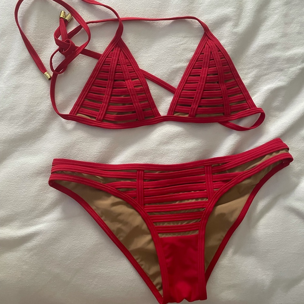 New with not tags no signs of wear
